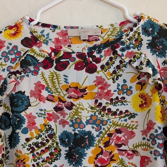 LOFT Long Sleeve Floral Top Multicolor Shirt Blouse Ruffle Detail - Size S - Picture 2 of 7